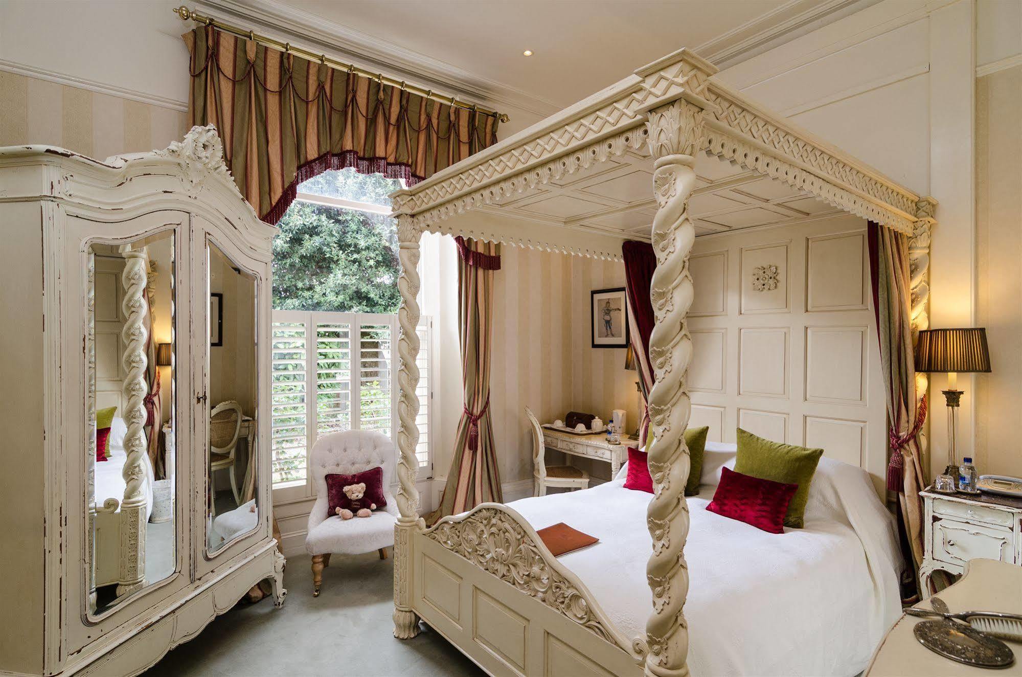 Apsley House Bed and Breakfast Μπαθ Εξωτερικό φωτογραφία