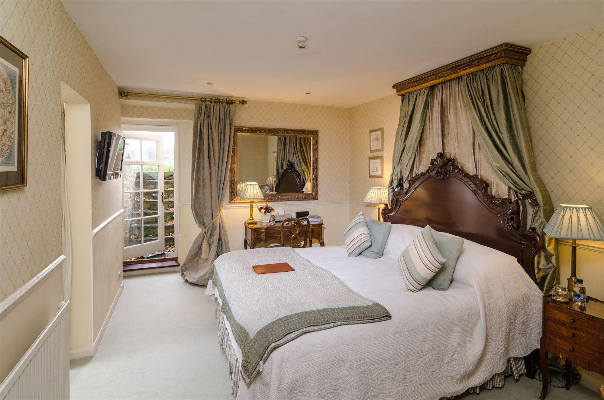 Apsley House Bed and Breakfast Μπαθ Εξωτερικό φωτογραφία