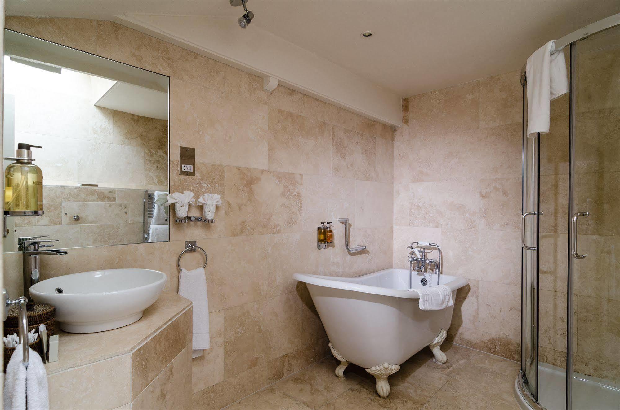 Apsley House Bed and Breakfast Μπαθ Εξωτερικό φωτογραφία